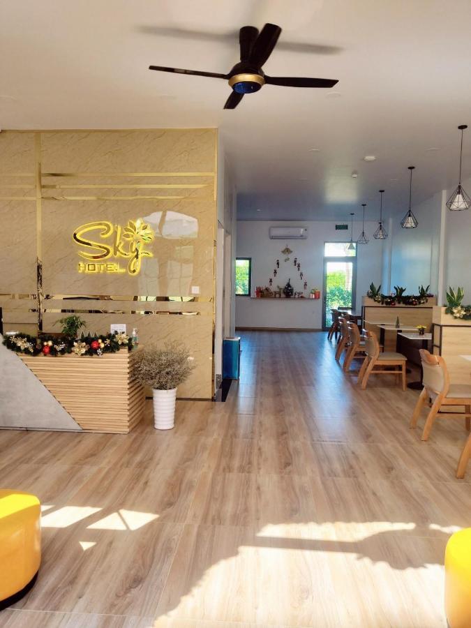 Sky Hotel Phu Quoc Buitenkant foto