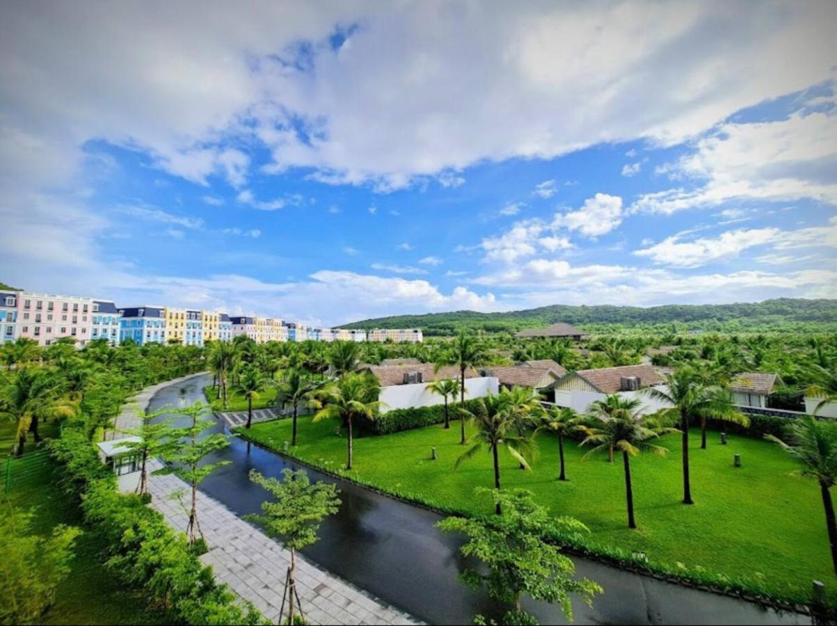 Sky Hotel Phu Quoc Buitenkant foto